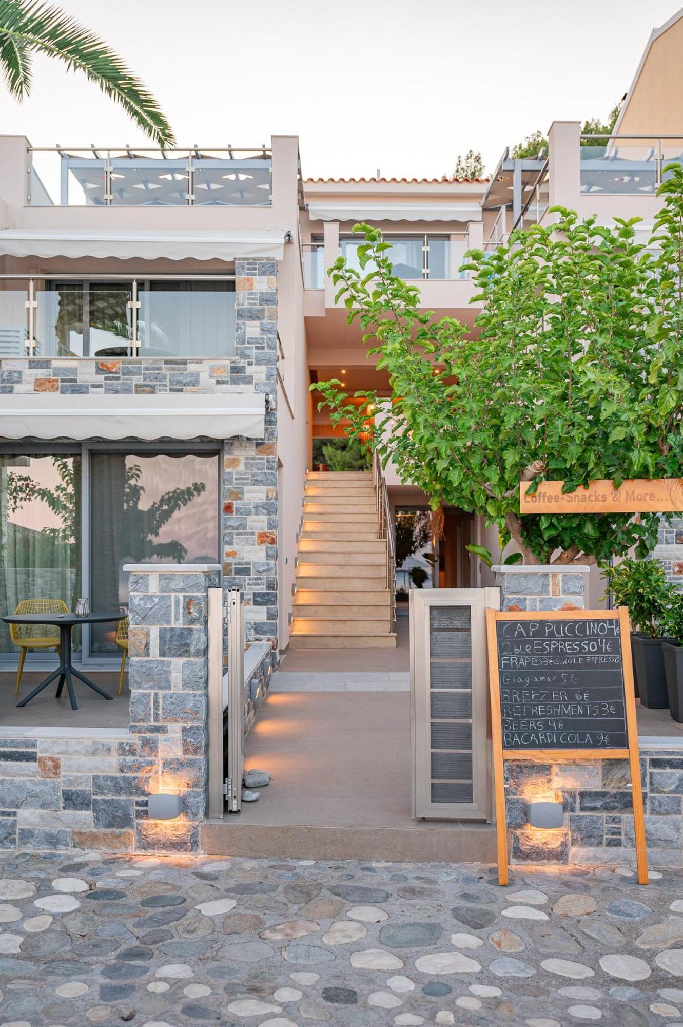 8moons Boutique Apartment Kokkari