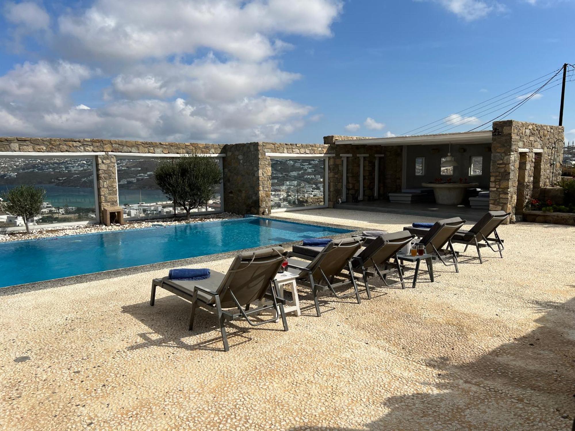 Sea View With Private Pool *