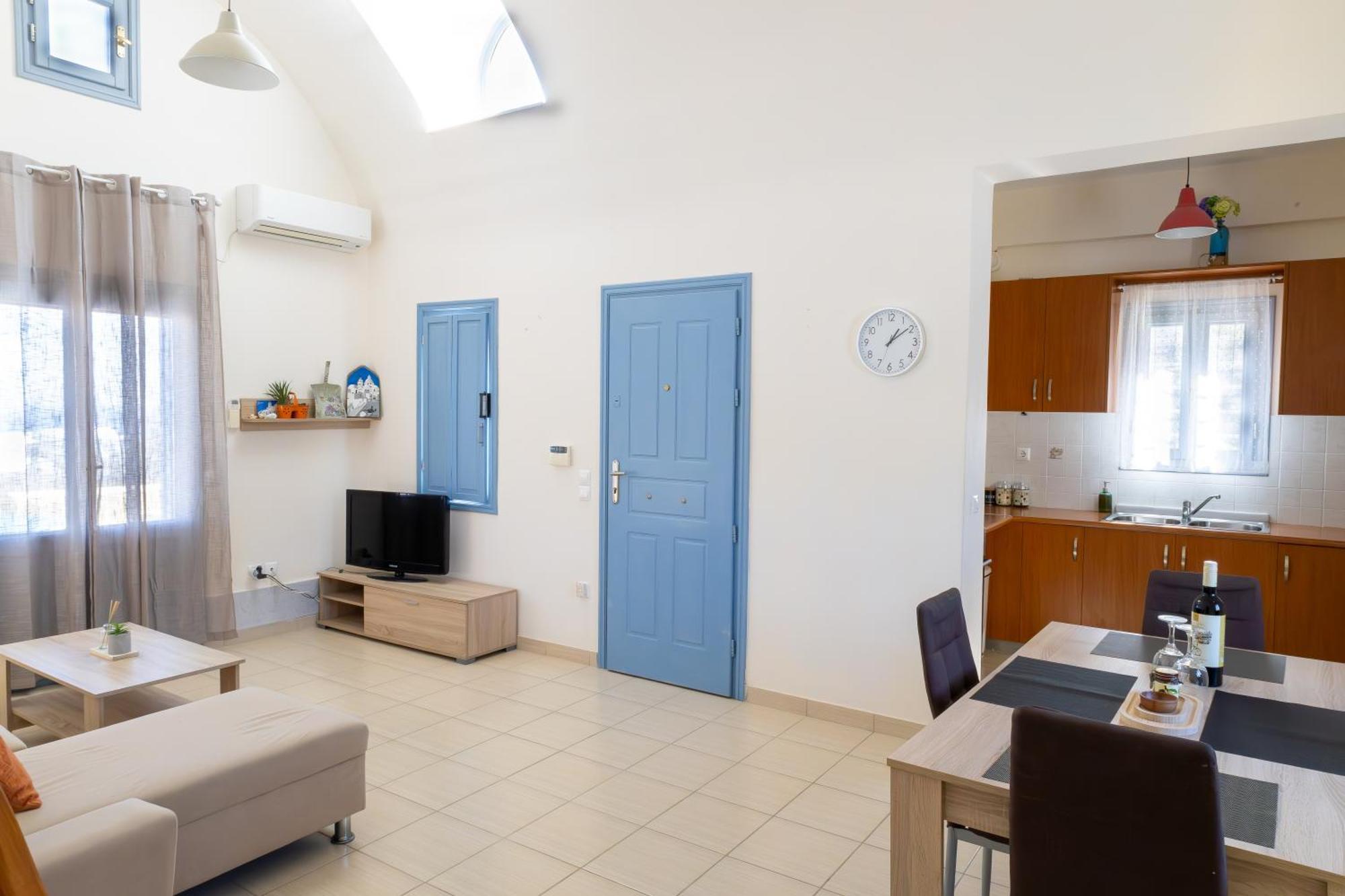Holiday home Kirina Private Traditional House Kamari (Santorini)