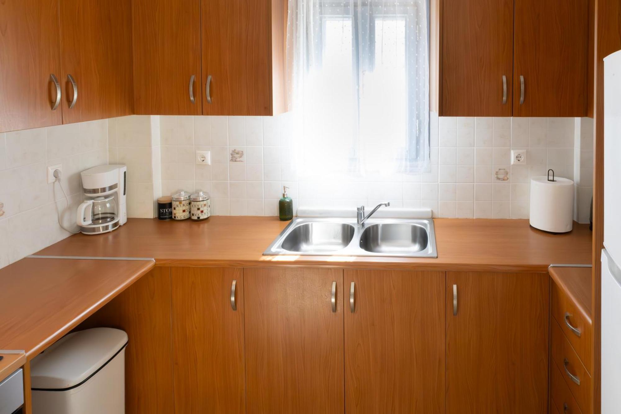 Kirina Private Traditional House *