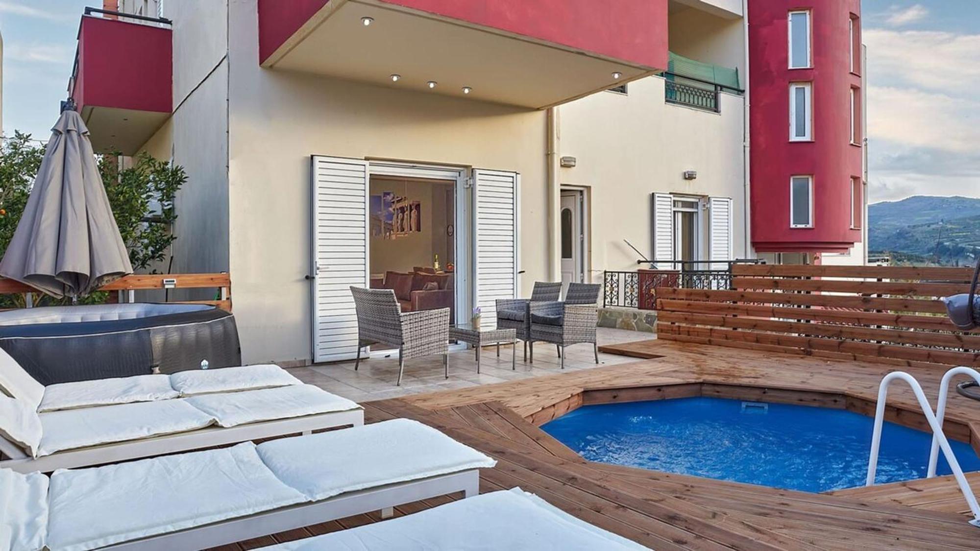 Middle Of Crete Apartment *