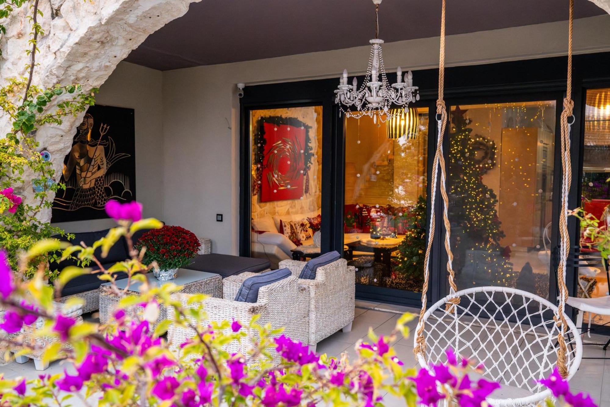 Holiday home Mara με ιδιωτική παραλία Loutra Elevtheron