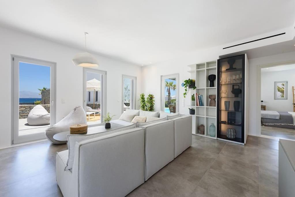 Akoya Pearl - Sea Front Ambelas