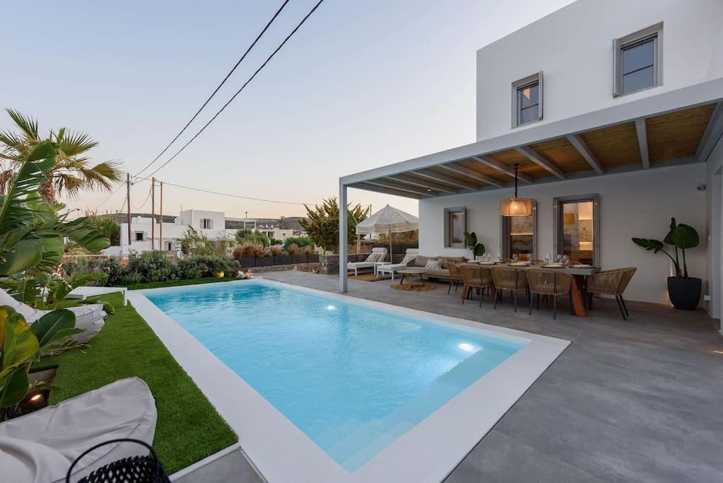 Akoya Pearl - Sea Front