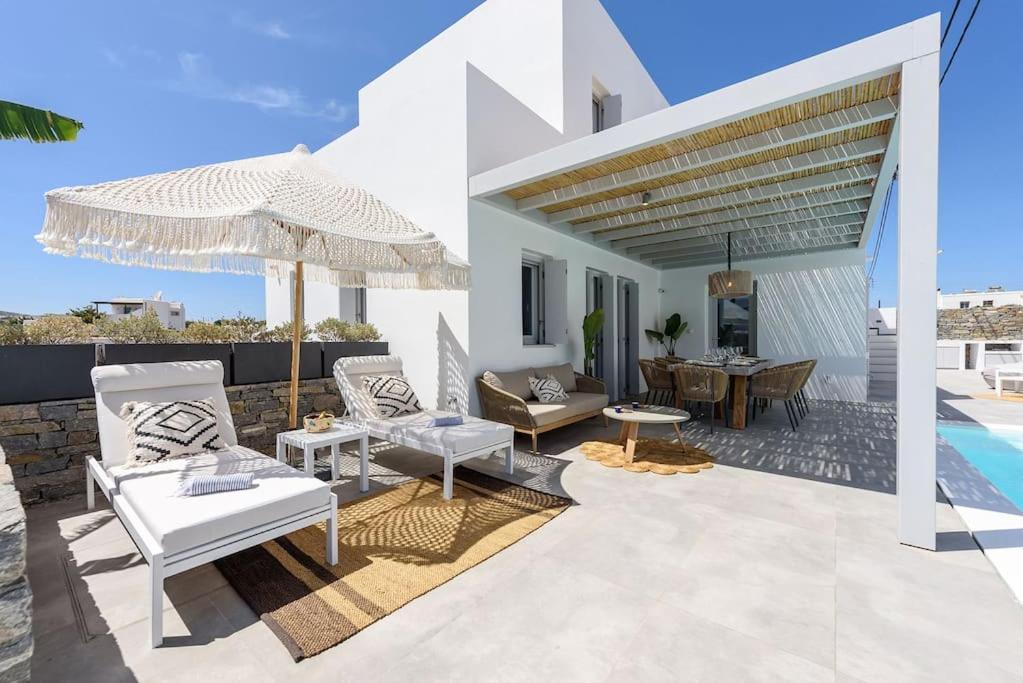 Akoya Pearl - Sea Front Villa