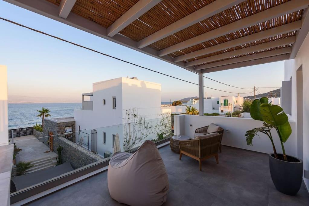 Akoya Pearl - Sea Front