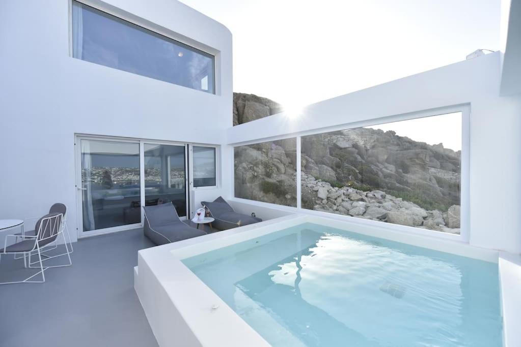 Villa Aethereal With Private Pool And Town Views