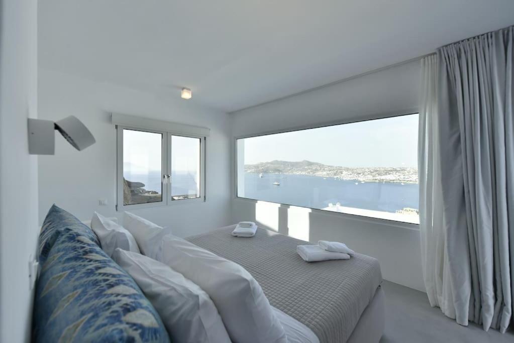Aethereal With Private Pool And Town Views