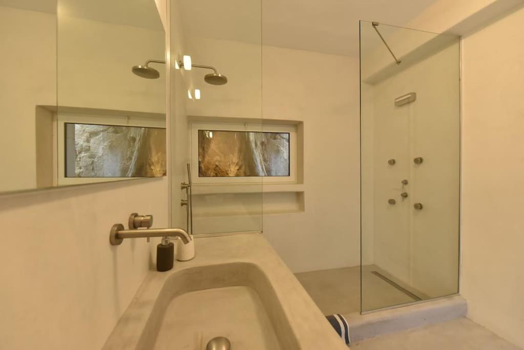 Aethereal With Private Pool And Town Views Villa *