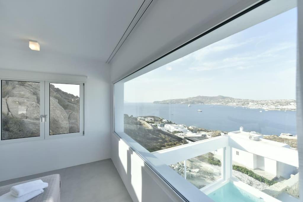 Aethereal With Private Pool And Town Views