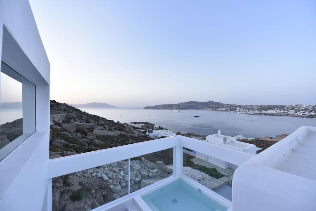 Aethereal With Private Pool And Town Views Villa *