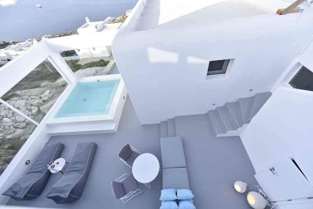 Aethereal With Private Pool And Town Views