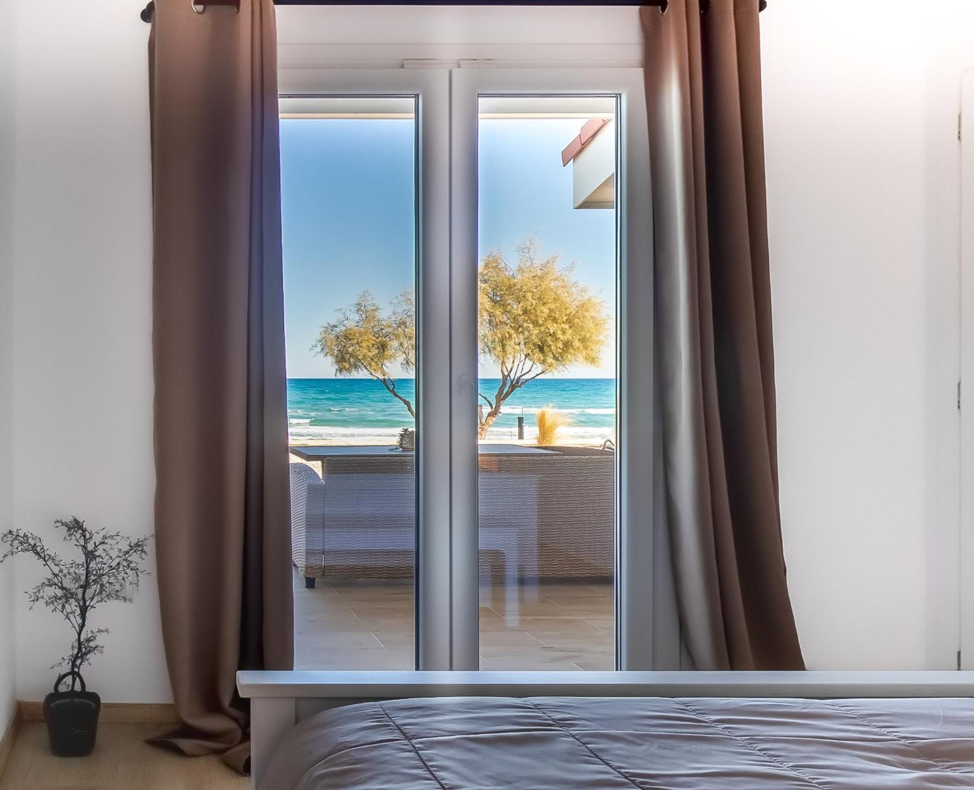 Holiday home Seafront Wooden House Vounaraki 4 Katastarion