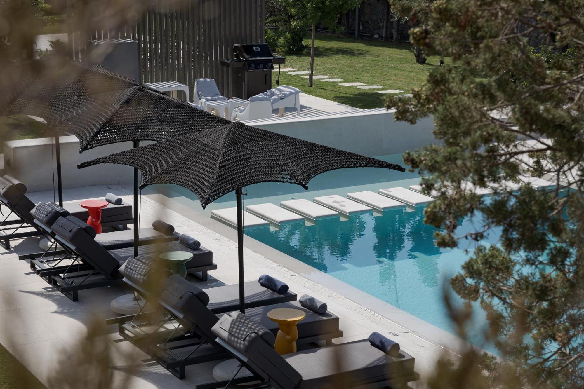 Vel Aegina Villa *