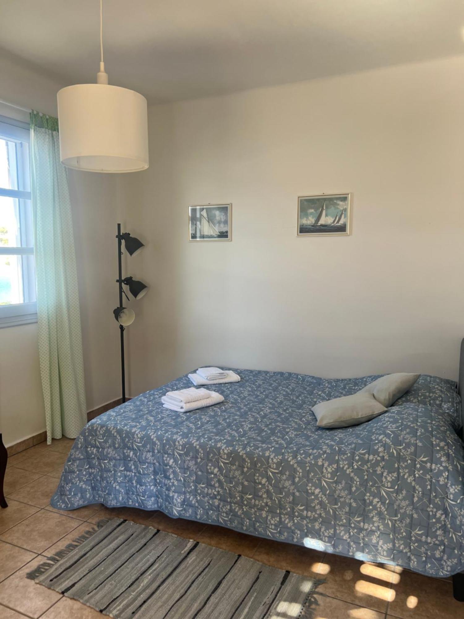 Apartment Island