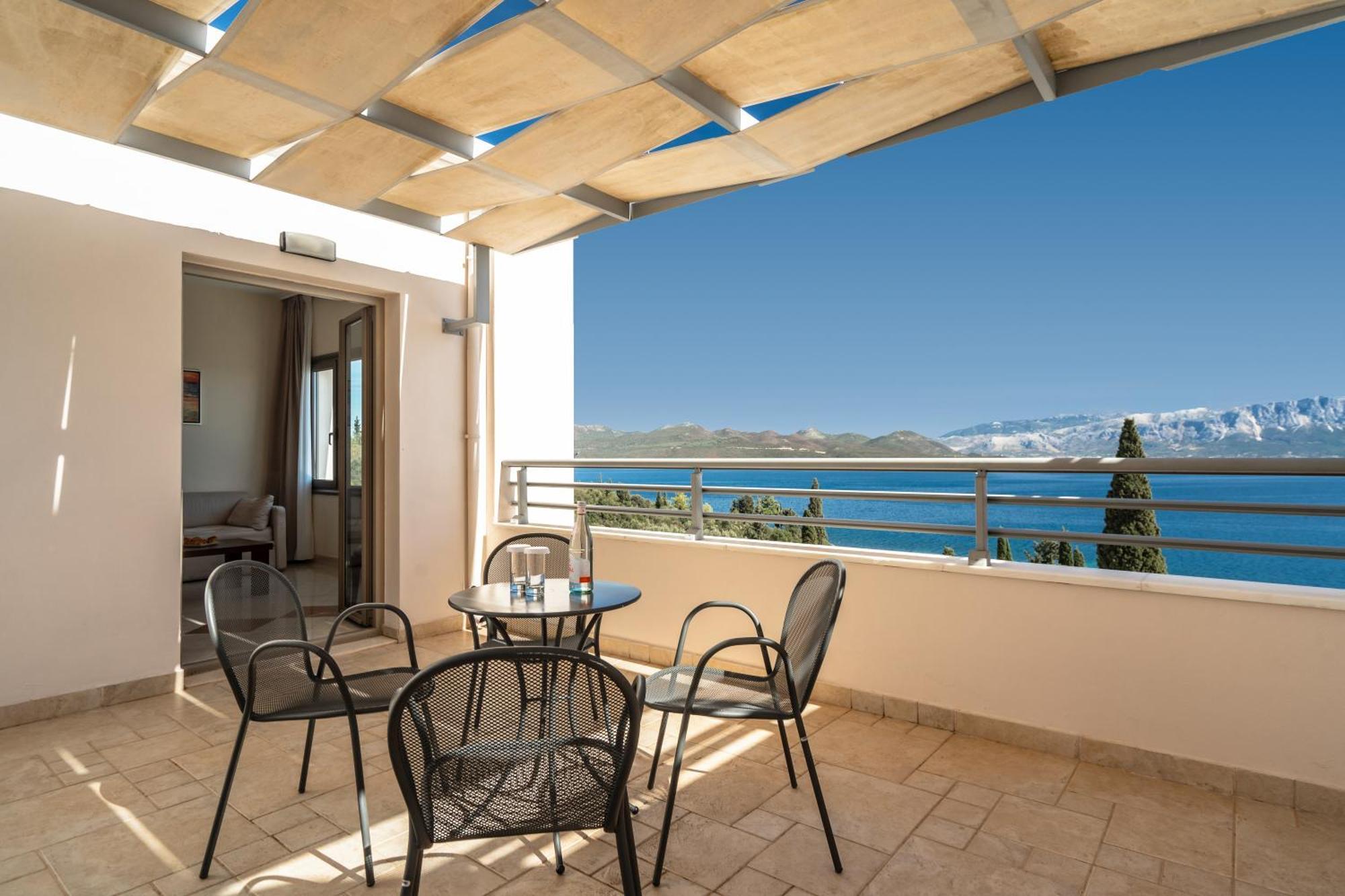 Porto Galini Seaside & Resort
