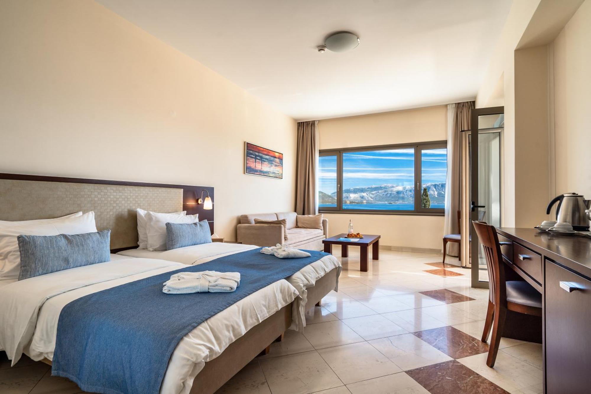 Porto Galini Seaside & Resort 5*