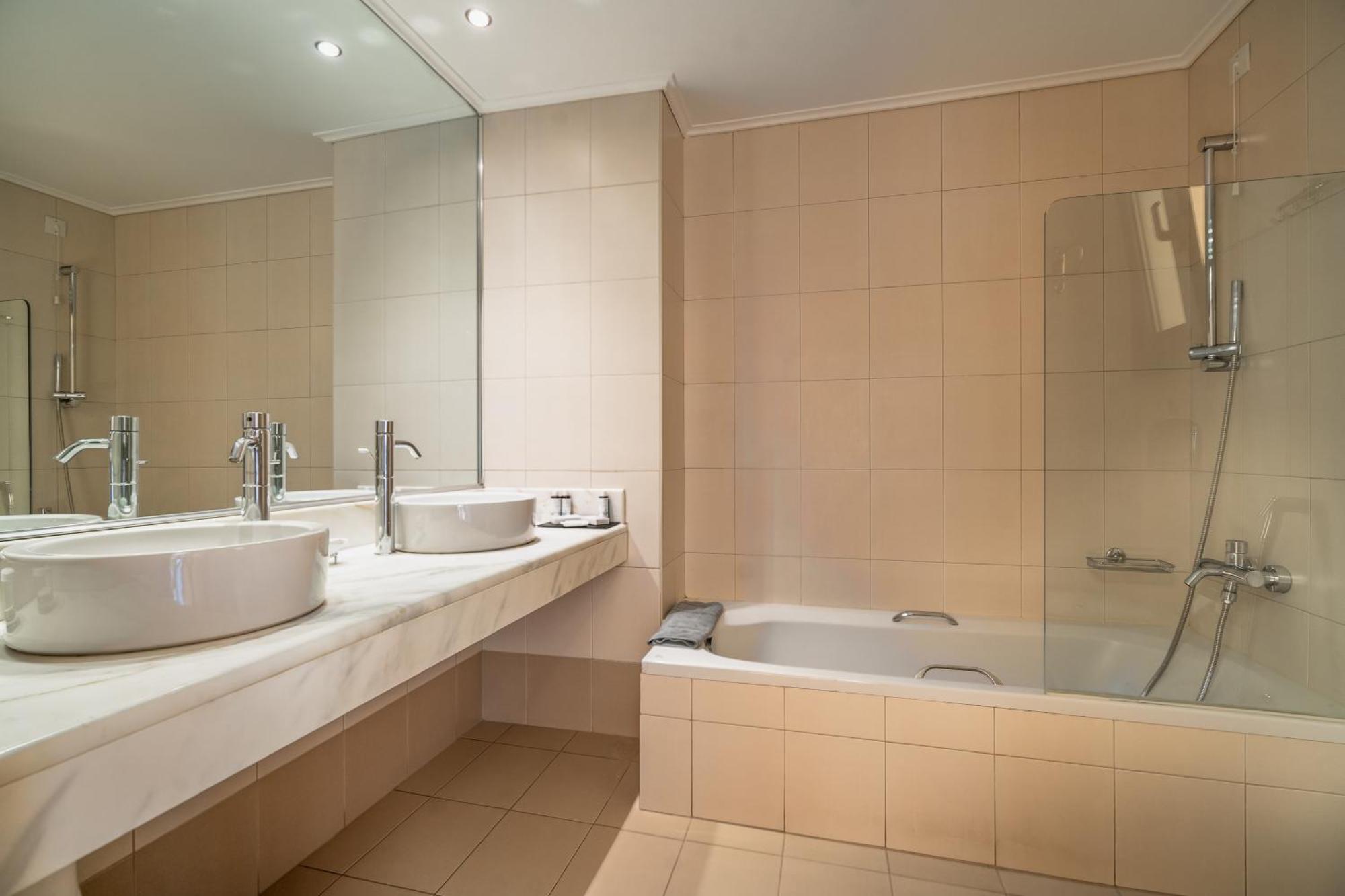 Porto Galini Seaside & Resort 5*