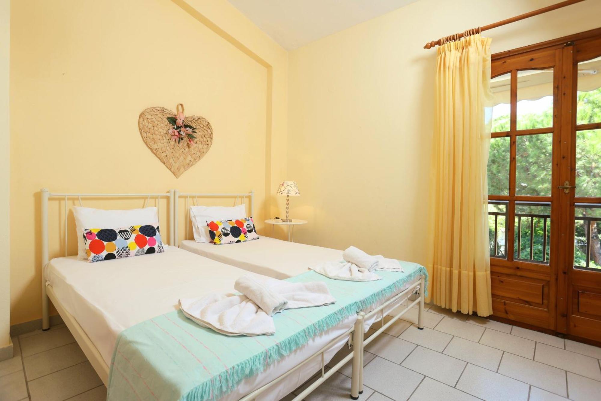 Aparthotel Asteras Hanioti