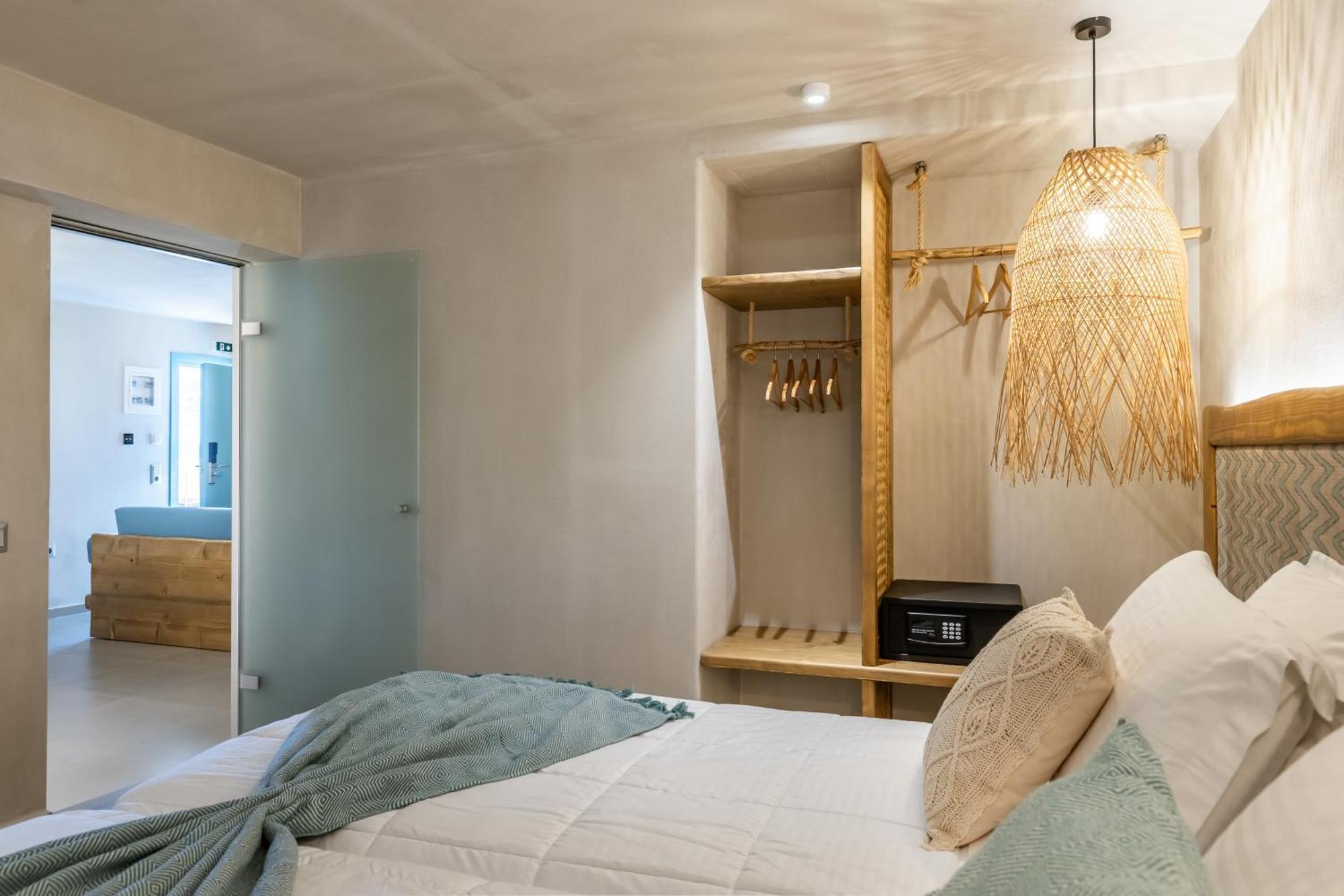 Sunrise Village 2* Skopelos Town