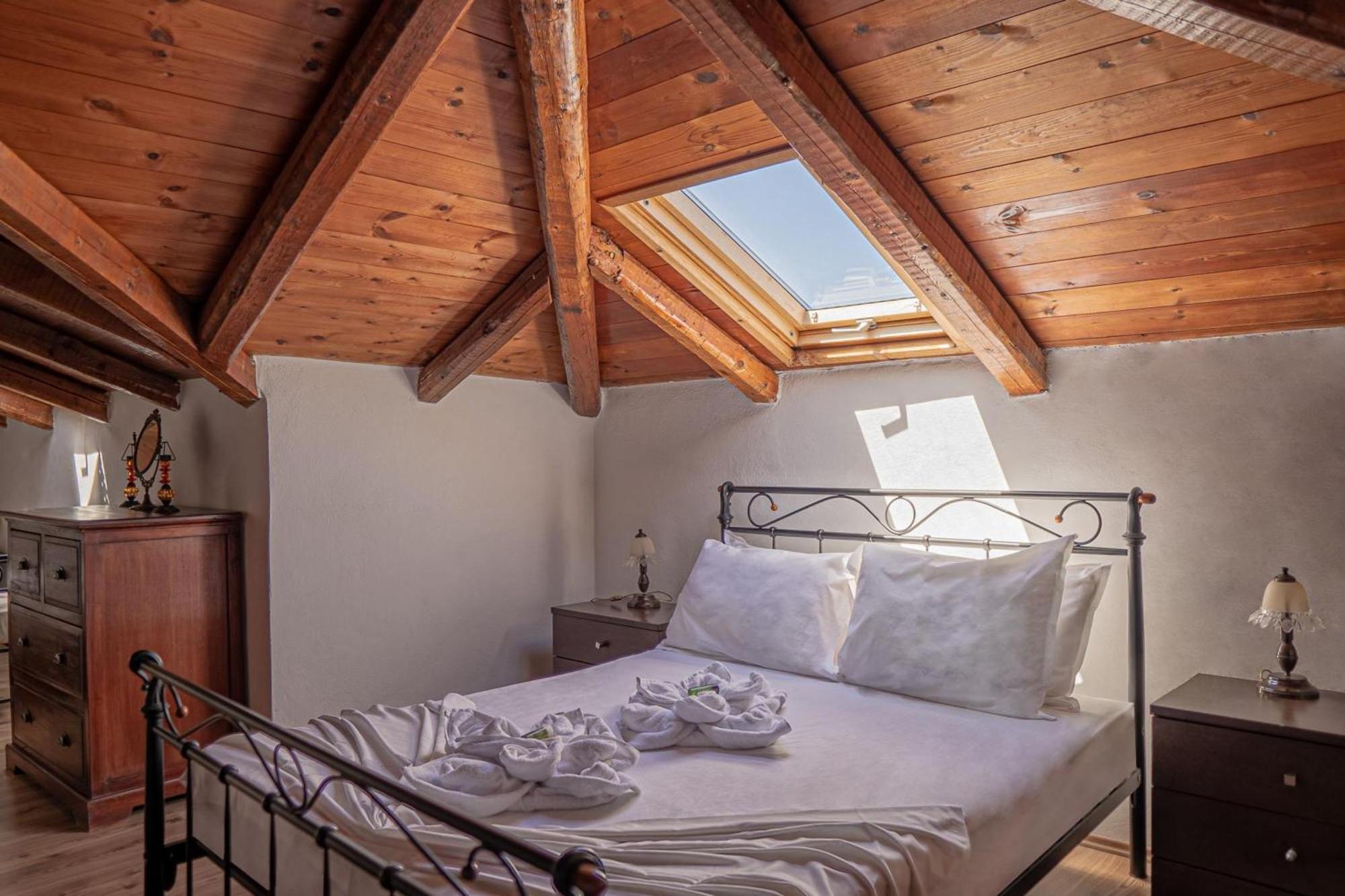 Villa Iris Stone Built Milatos