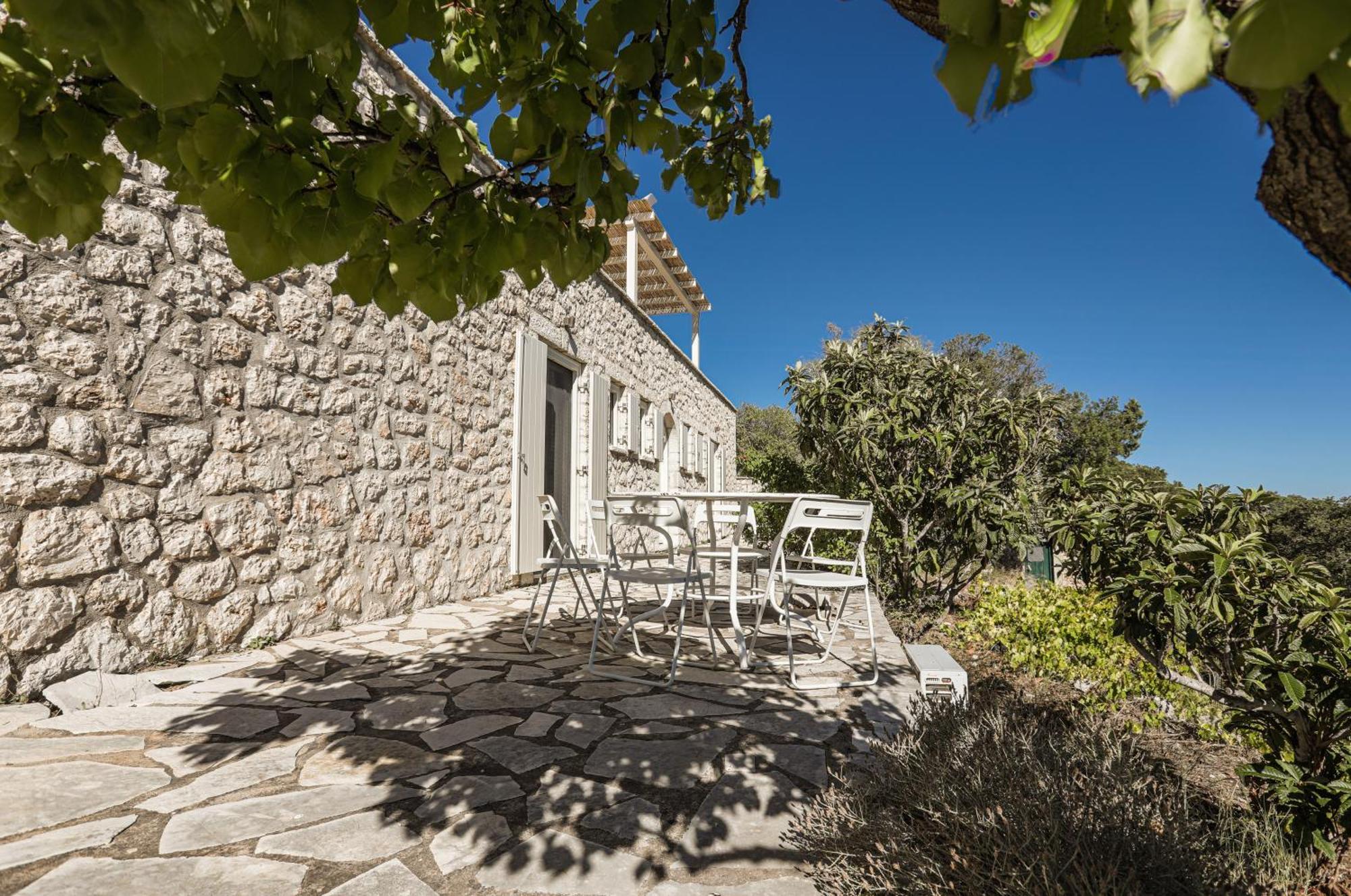 Urania Luxury Geofos Villa