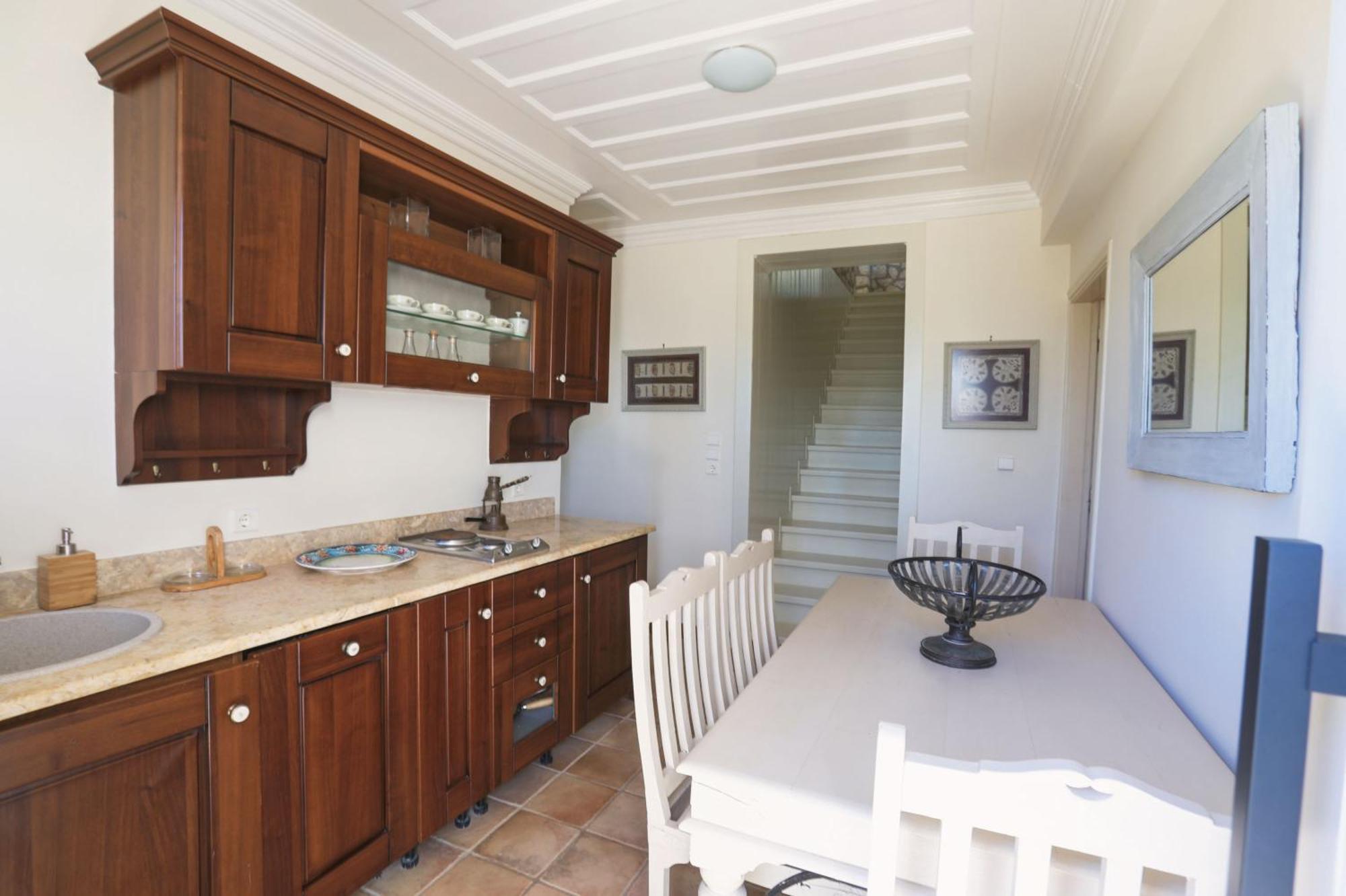 Villa Urania Luxury Geofos Pondi