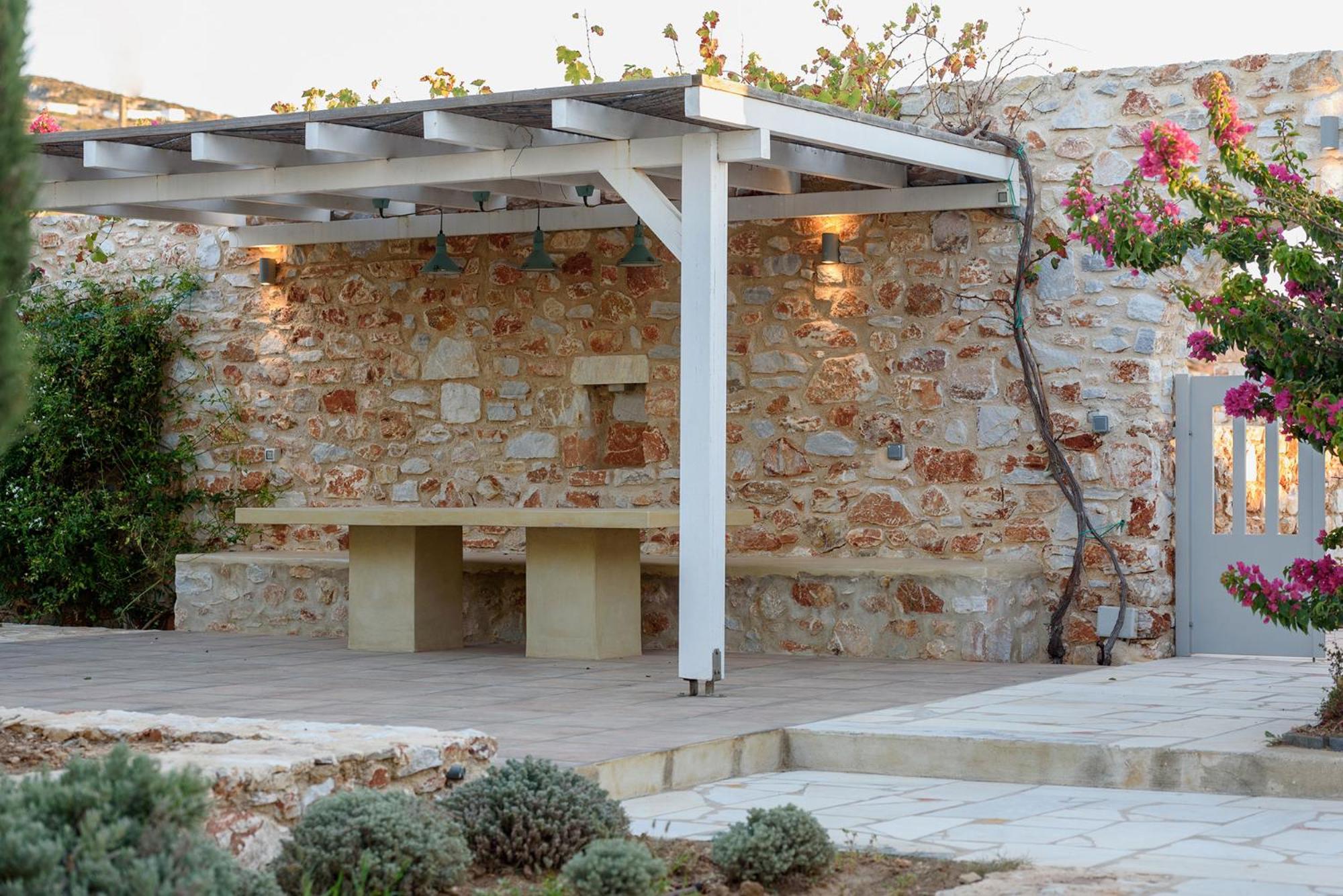 Seaside With Hot Tub, Vineyard, Shared Pool And View Holiday home Parikia (Paros)