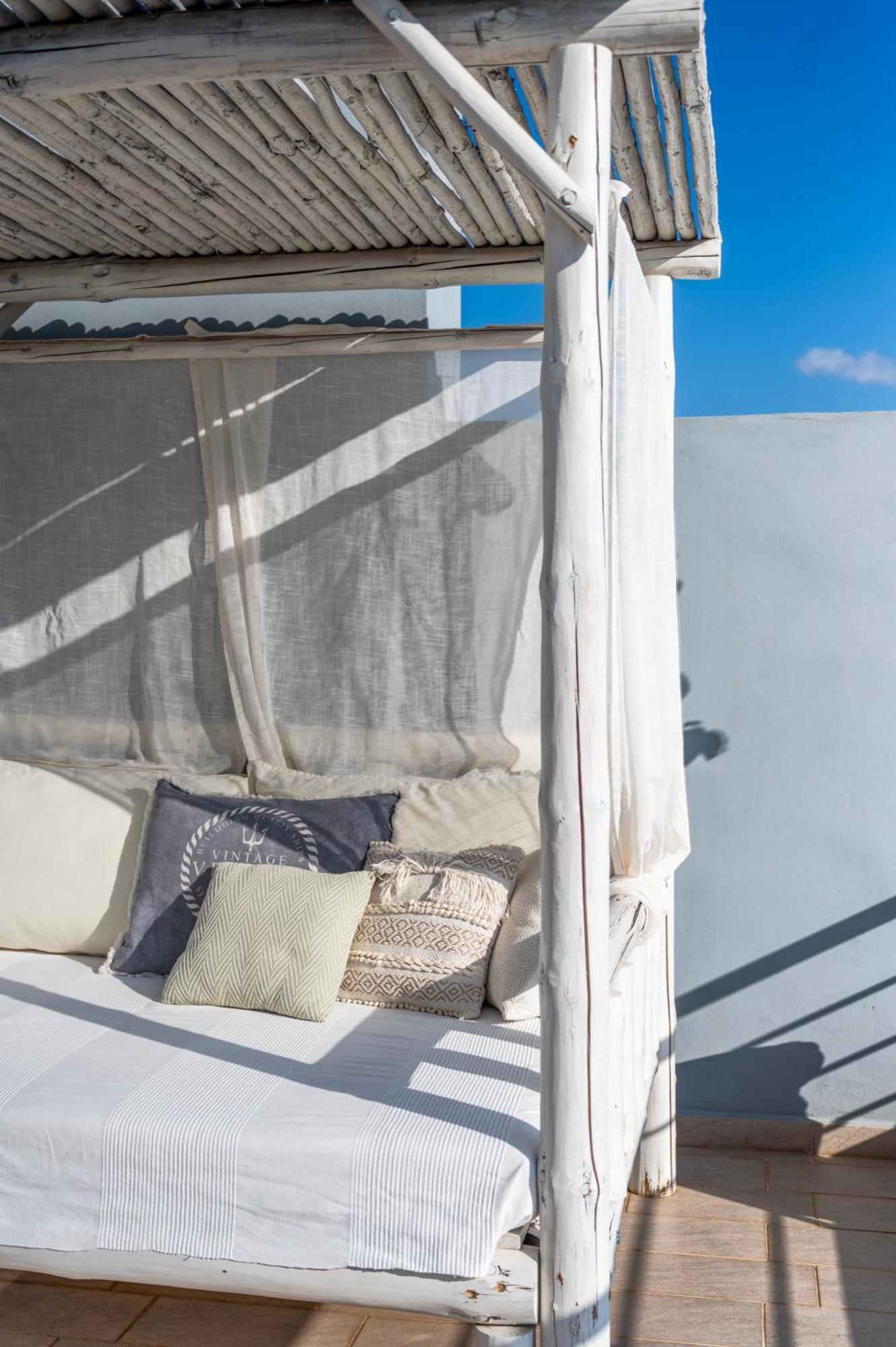 Azzura With Sea View & Private Pool At Athens Riviera * Agia Marina (Attica)