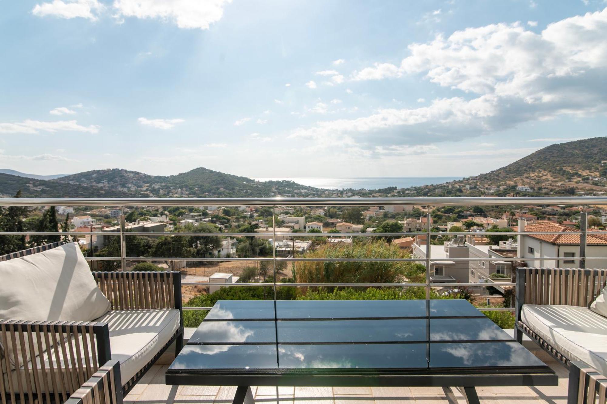 Apartment Azzura With Sea View & Private Pool At Athens Riviera