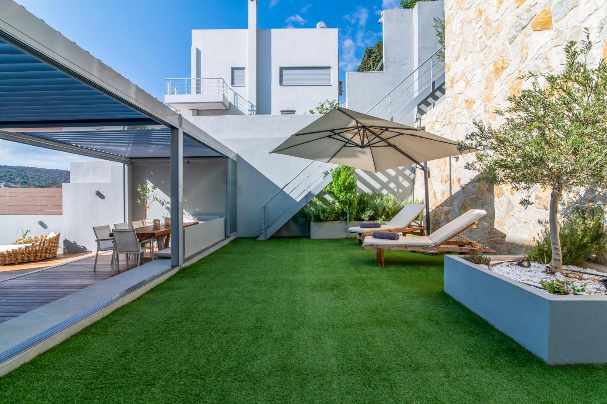 Apartment Azzura With Sea View & Private Pool At Athens Riviera Agia Marina (Attica)