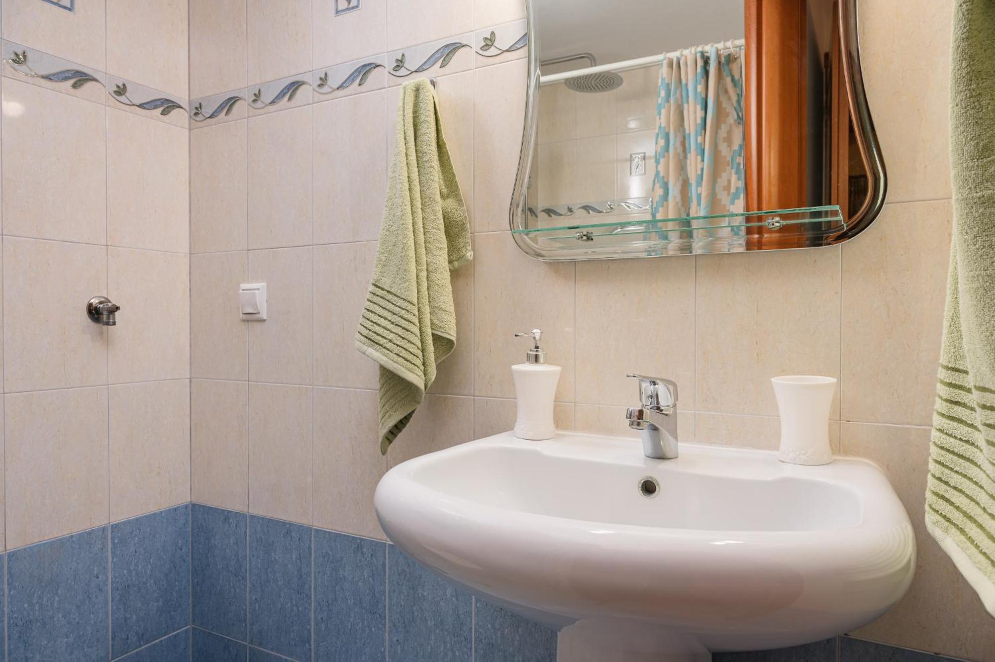 Athina Apartment *