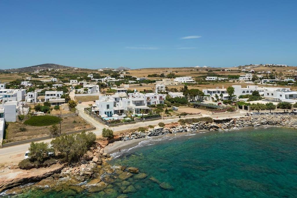 Black Pearl - Sea Front Villa *