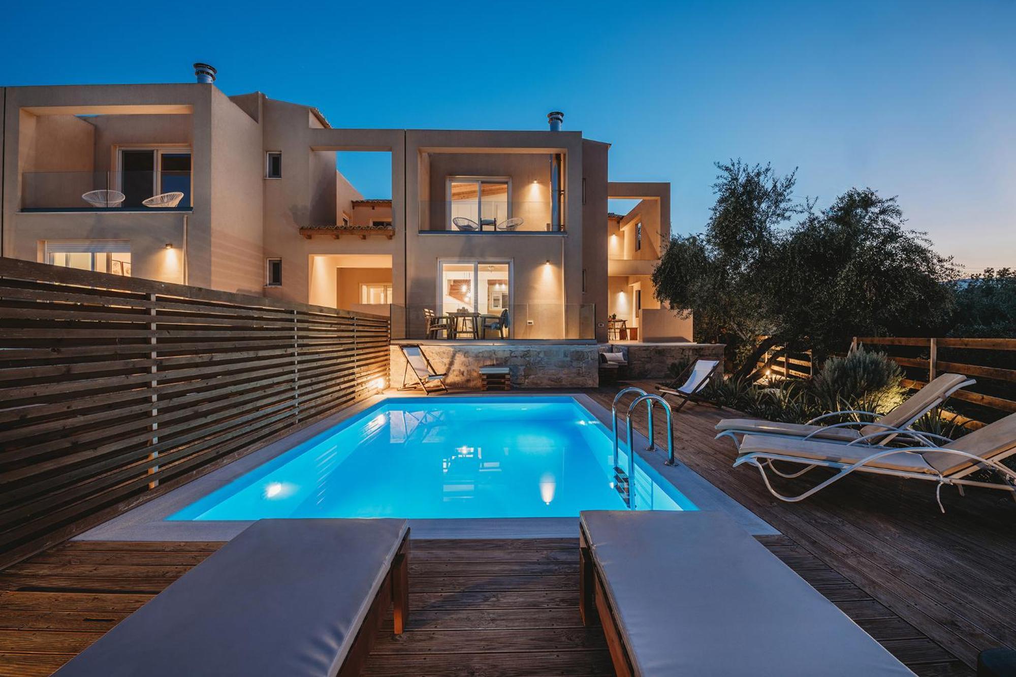 Dolce Luxury Villa *