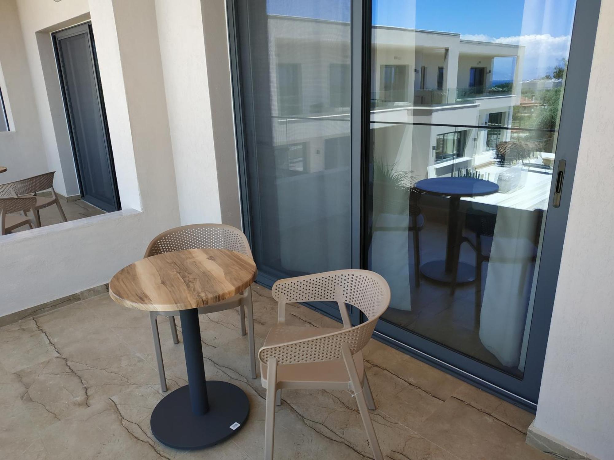 Hotel Rachoni Amazing And Maisonettes 3*