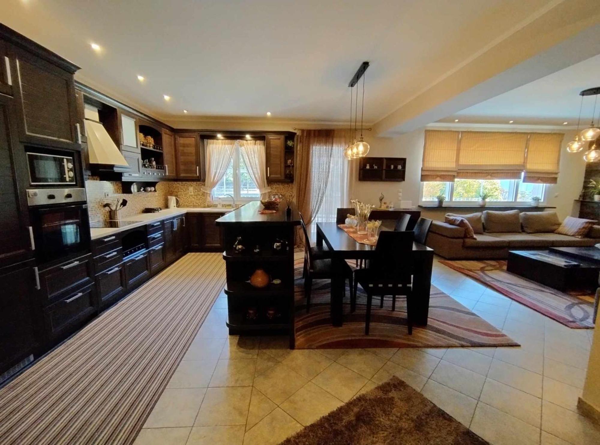 Mirabilia Apartment