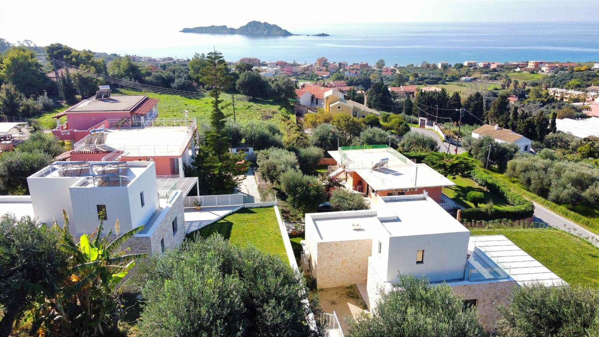 Arillas Dinos * Arillas (Corfu)