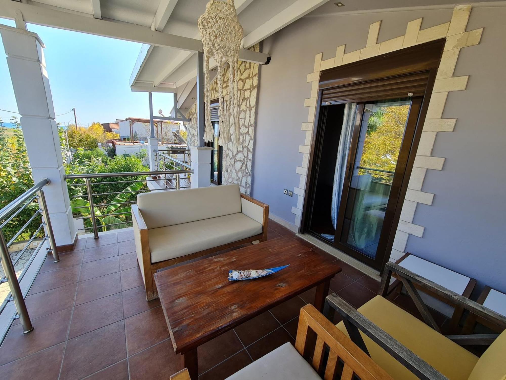 Holiday home Akis House Nea Mesagkala