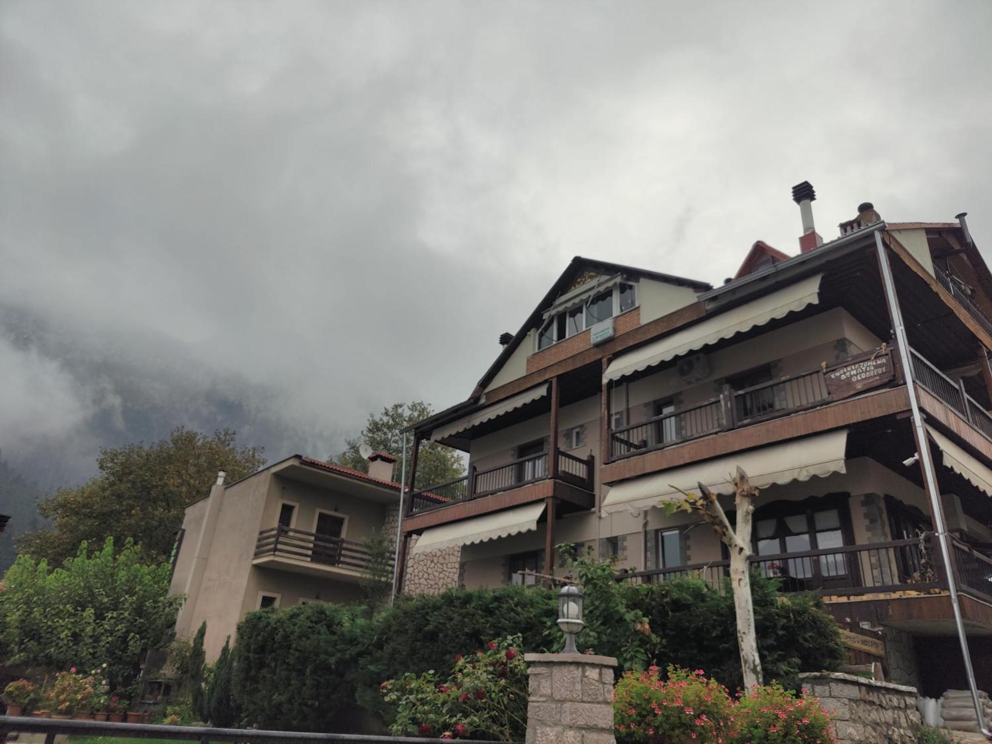 Theodorou Guest house 3*