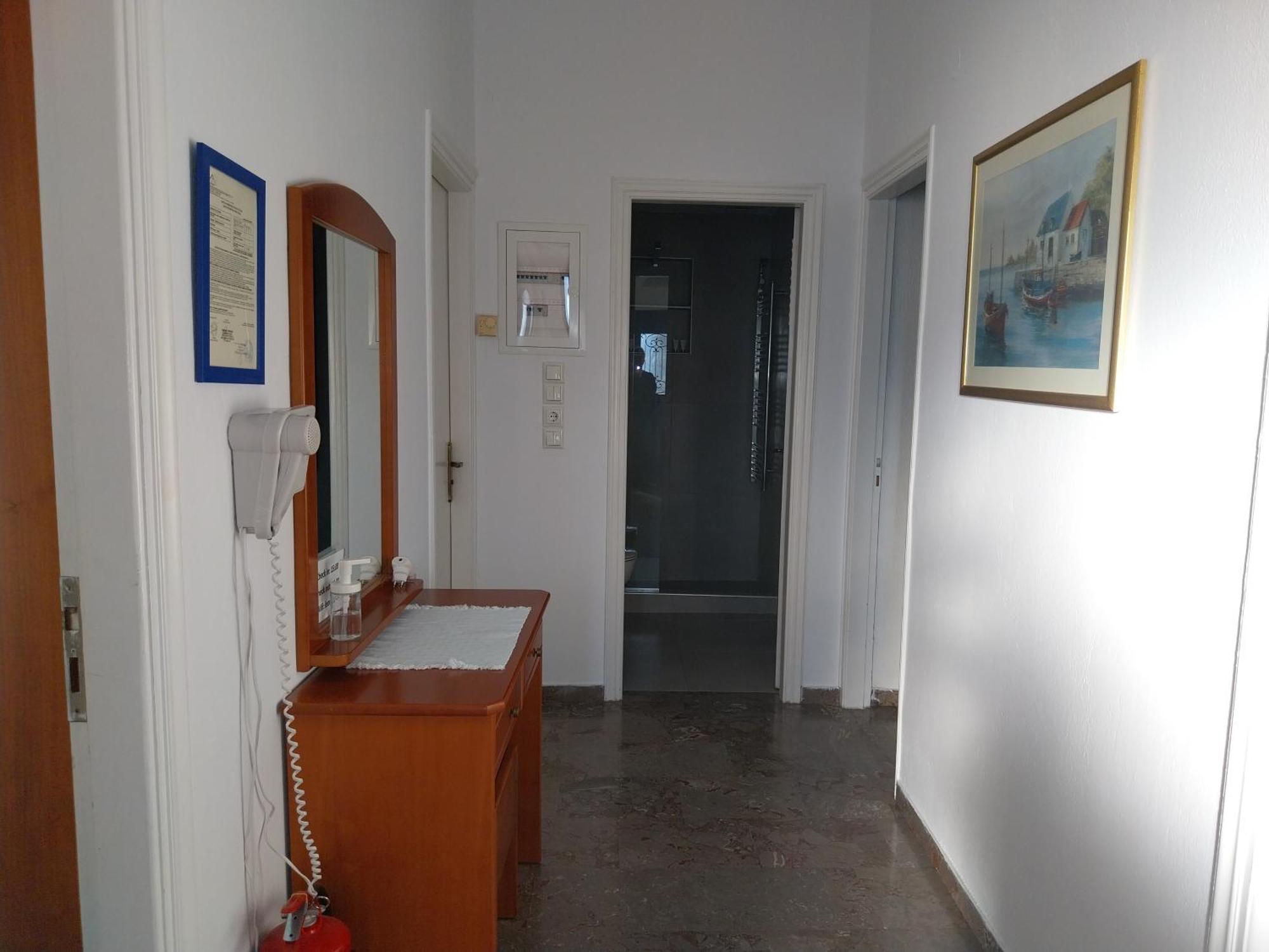 Rosanna Apartment