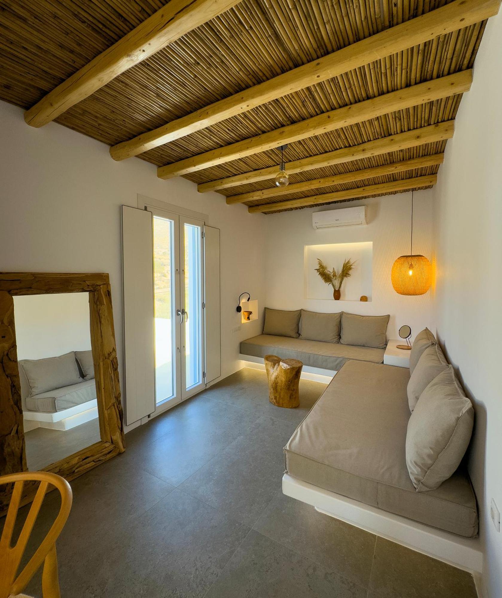 Perigiali & Folegandros Guest house