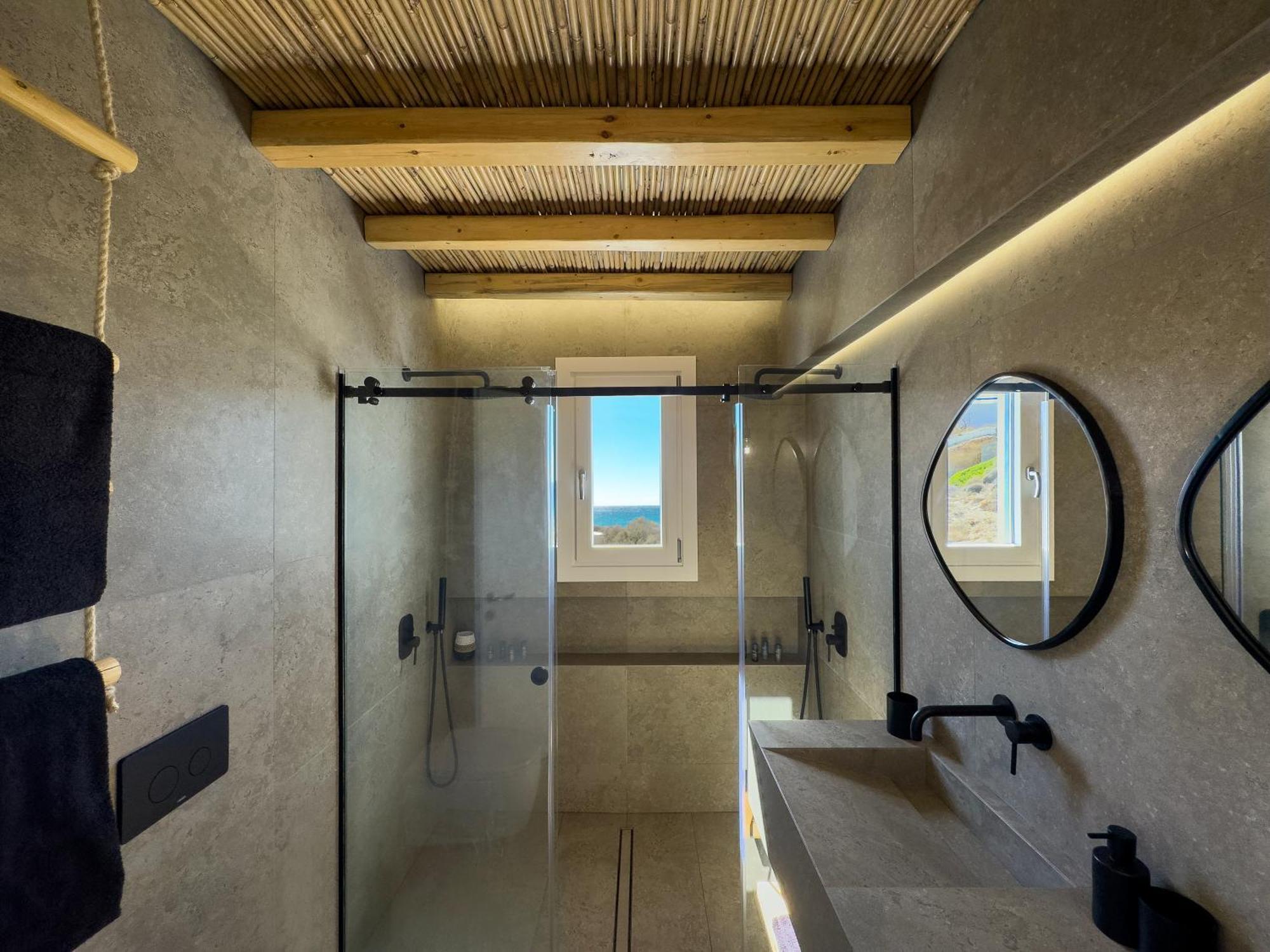 Guest house Perigiali & Folegandros