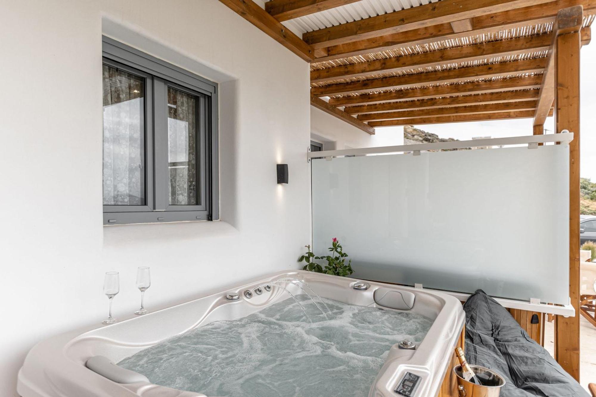 The Diamonds Of Naxos - Aggidia Apartment Agkidia