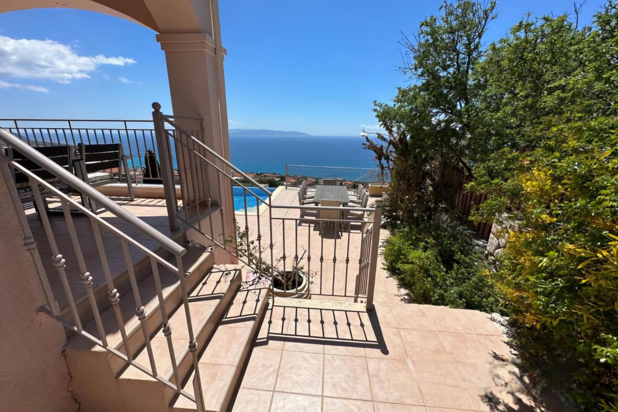 Ionion Pelagos - Infinity Pool With Magnificent Sea Views!