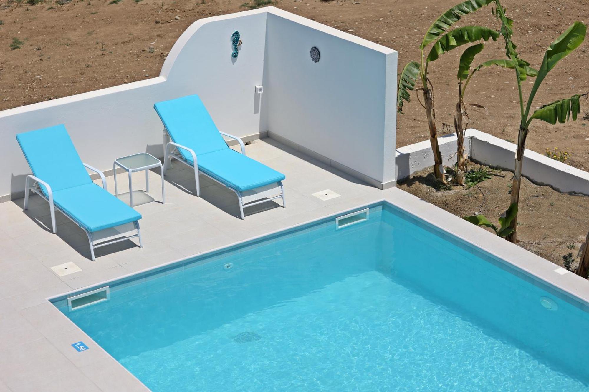 Xenos 6 With A Private Pool Near The Sea