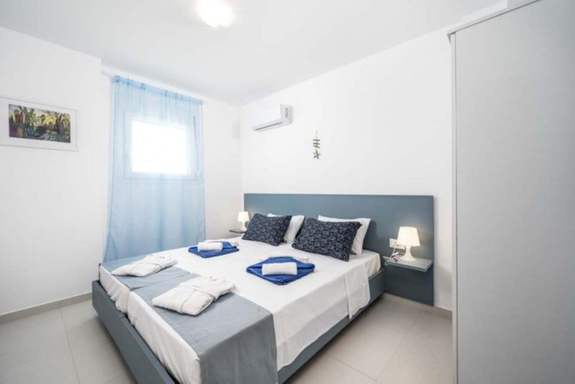 Villa Xenos 5 With A Private Pool Near The Sea