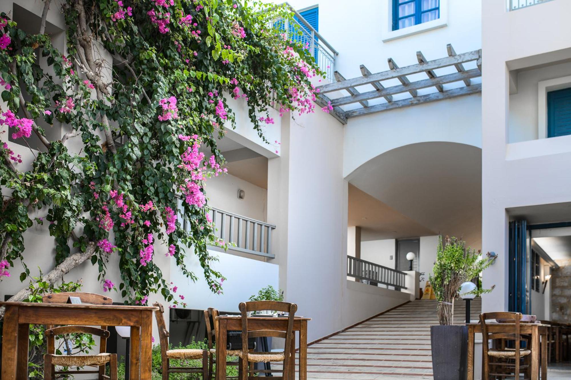 Castello Village Hotel