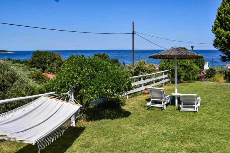 Kinira Beach Hotel Hotel