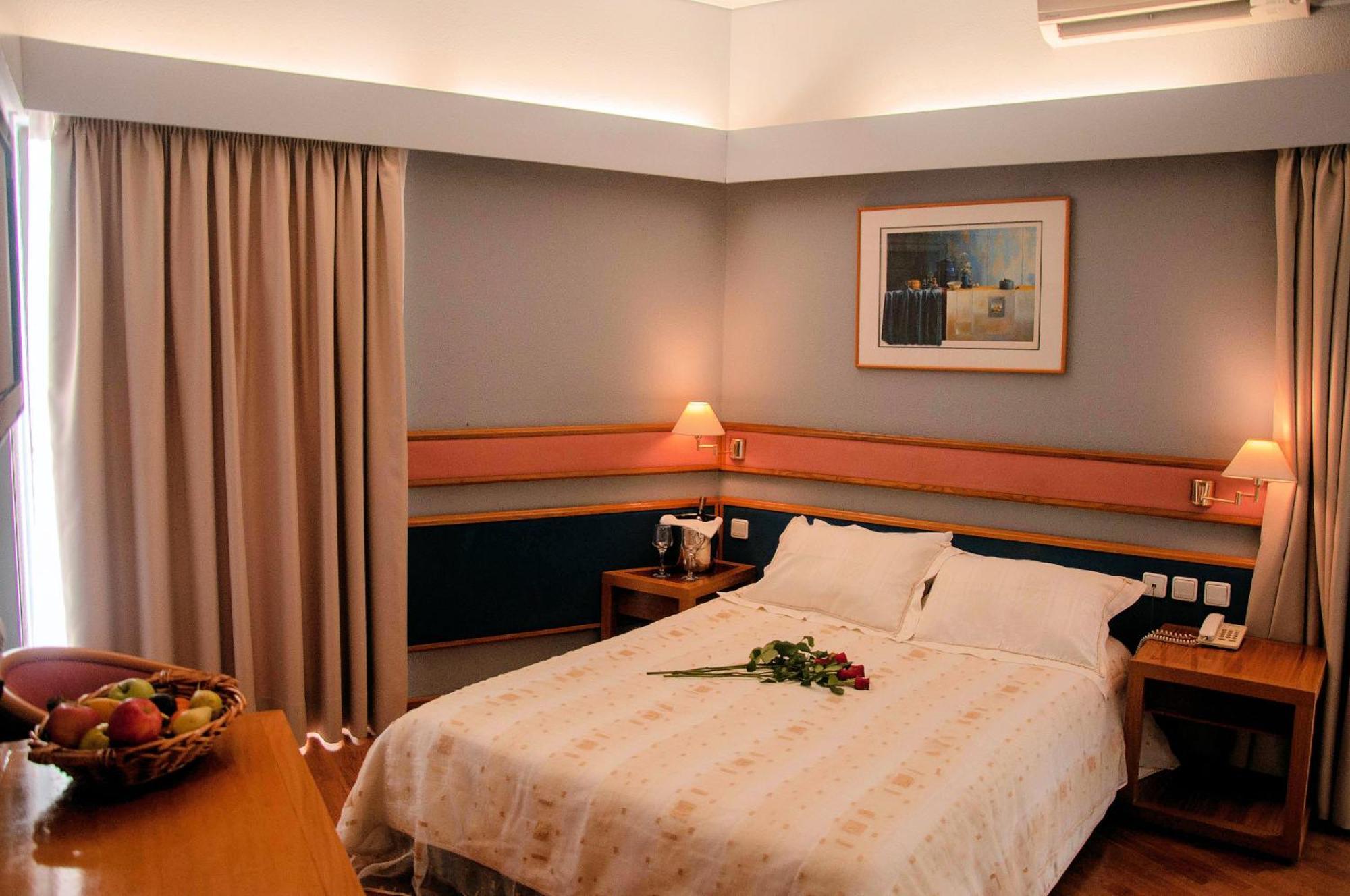 Samaras Hotel