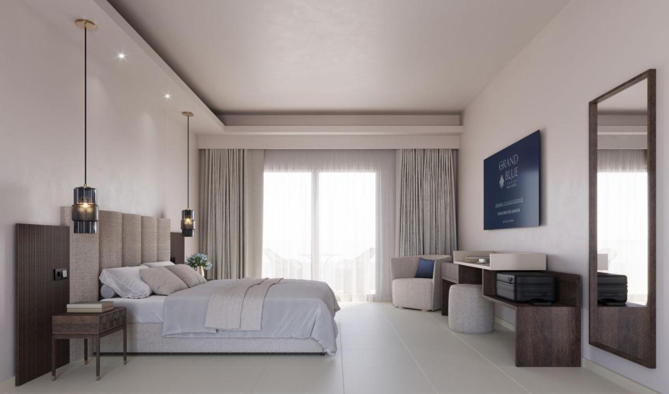 Grand Blue Hotel